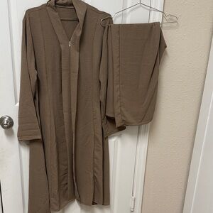 NWT Brown Textured Robe and Pants Set